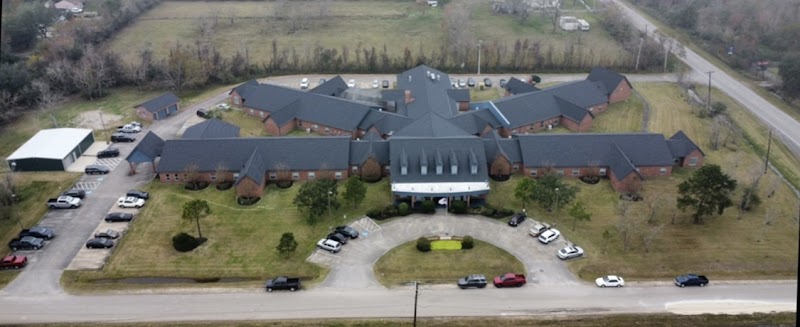 Bayou Pines Care Center nursing home in La Marque, TX - Photo 5 of 5