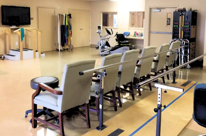 ROCK CREEK HEALTH AND REHABILITATION nursing home in SULPHUR SPRINGS, TX - Photo 4 of 10