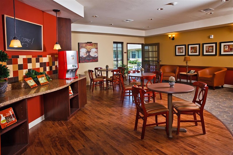 THE BELMONT AT TWIN CREEKS nursing home in ALLEN, TX - Photo 5 of 5