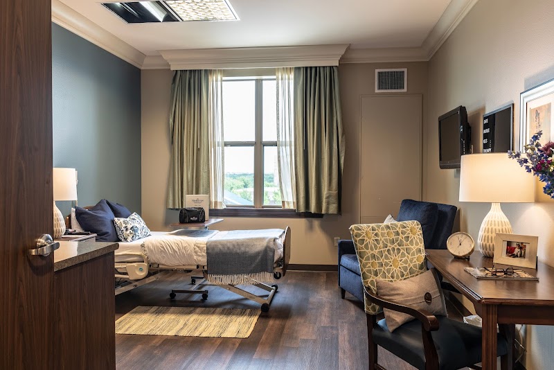 REMINGTON TRANSITIONAL CARE OF RICHARDSON nursing home in RICHARDSON, TX - Photo 4 of 10