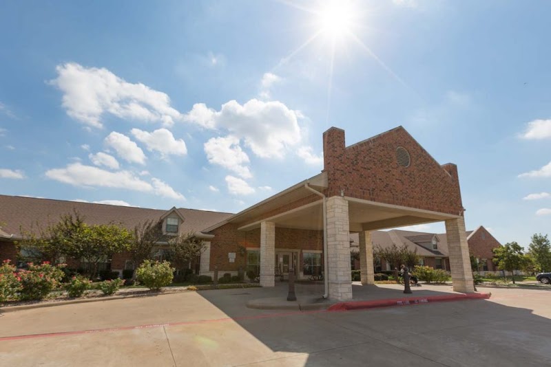 LEGEND OAKS HEALTHCARE AND REHABILITATION - ENNIS nursing home in ENNIS, TX - Photo 2 of 10