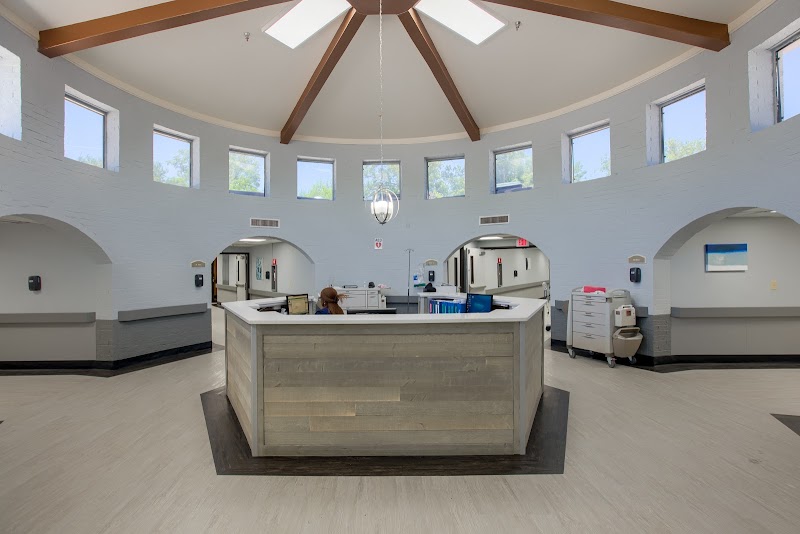 BRENTWOOD PLACE FOUR nursing home in DALLAS, TX - Photo 2 of 5