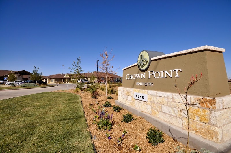 CROWN POINT HEALTH SUITES nursing home in LUBBOCK, TX - Photo 2 of 5