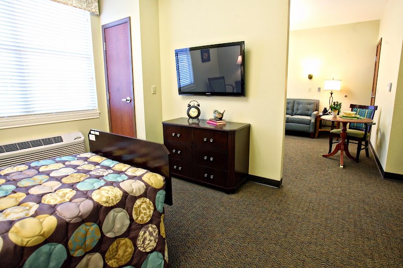 CROWN POINT HEALTH SUITES nursing home in LUBBOCK, TX - Photo 5 of 5