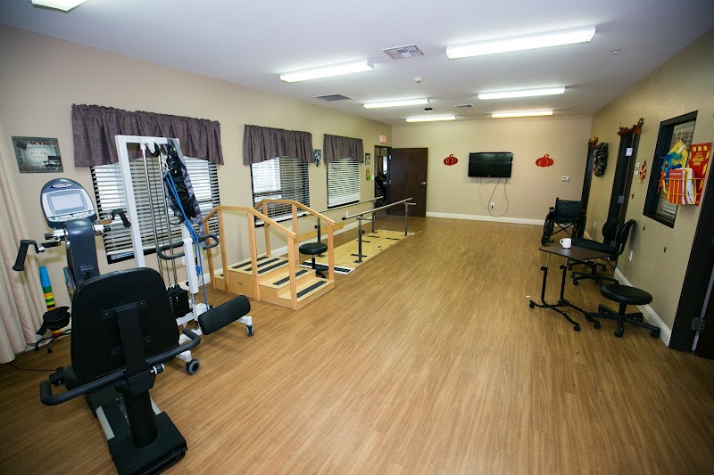 LEGEND OAKS HEALTHCARE AND REHABILITATION - WEST S nursing home in SAN ANTONIO, TX - Photo 3 of 10