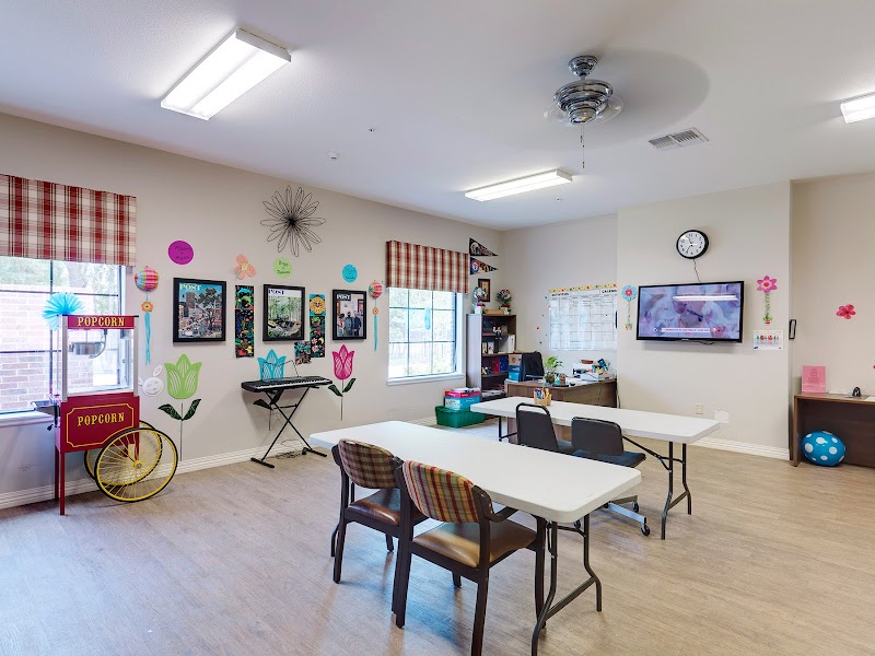 EDGEWOOD REHABILITATION AND CARE CENTER nursing home in MESQUITE, TX - Photo 5 of 10