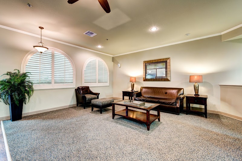 Magnolia Crossing Nursing and Rehabilitation Cente nursing home in Houston, TX - Photo 3 of 10