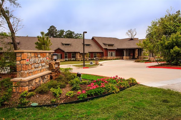 THE BROADMOOR AT CREEKSIDE PARK nursing home in THE WOODLANDS, TX - Photo 1 of 5