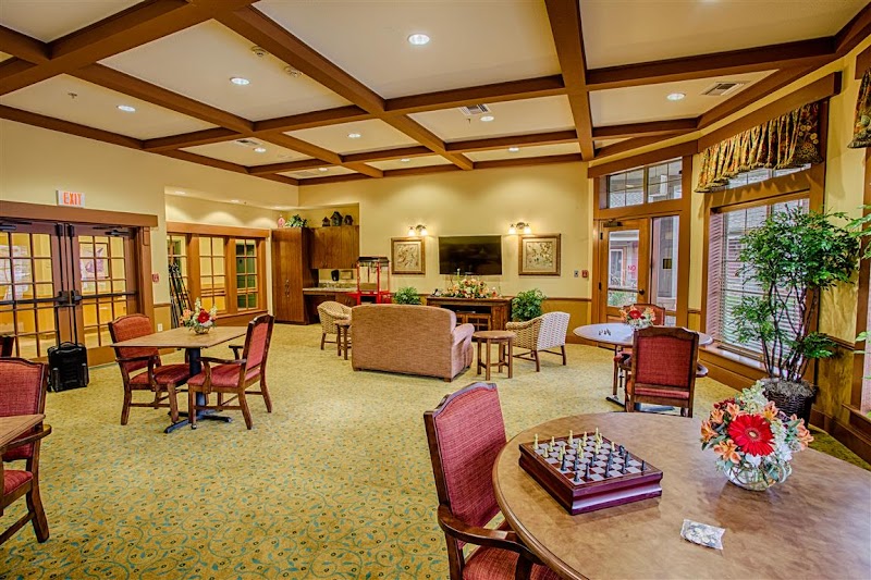 THE BROADMOOR AT CREEKSIDE PARK nursing home in THE WOODLANDS, TX - Photo 2 of 5