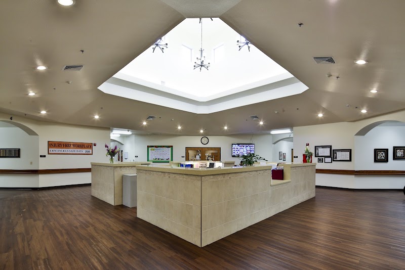 WINDSOR QUAIL VALLEY POST-ACUTE HEALTHCARE nursing home in MISSOURI CITY, TX - Photo 2 of 5