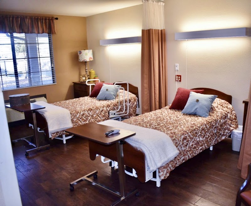 ST GILES NURSING AND REHABILITATION CENTER nursing home in EL PASO, TX - Photo 3 of 5