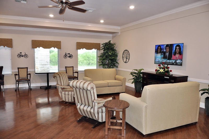 CROSSROADS NURSING & REHABILITATION nursing home in HEARNE, TX - Photo 3 of 10