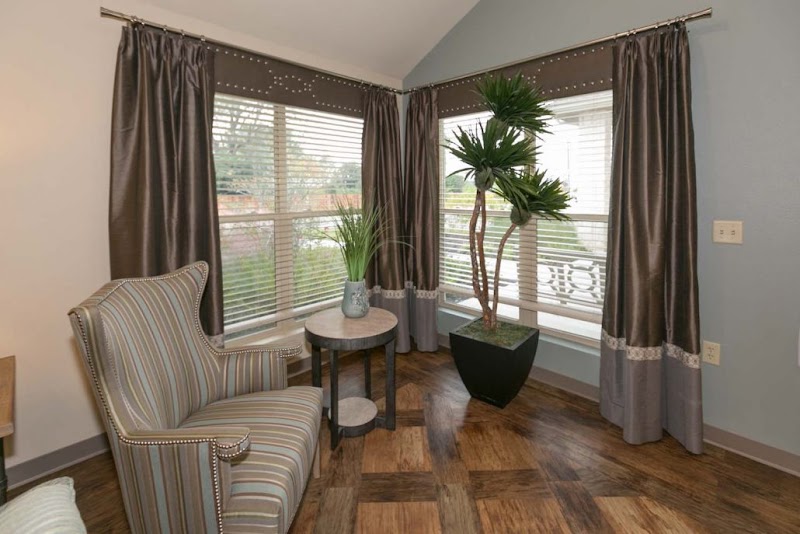 LEGEND OAKS HEALTHCARE AND REHABILITATION - NEW BR nursing home in NEW BRAUNFELS, TX - Photo 4 of 5