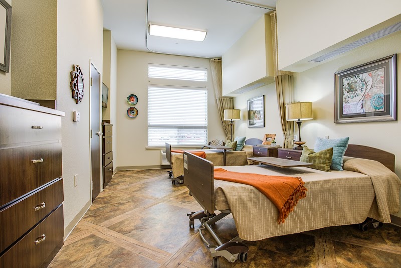 WOODLANDS PLACE REHABILITATION SUITES nursing home in DENISON, TX - Photo 5 of 10