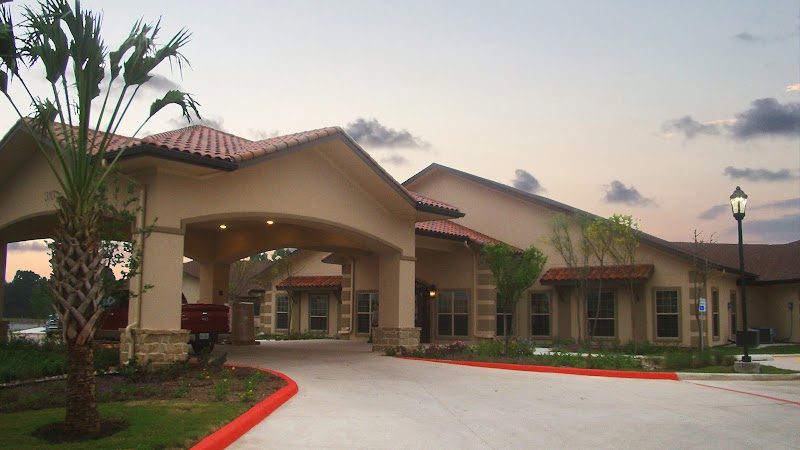 Fox Hollow Post Acute nursing home in Brownsville, TX - Photo 4 of 5
