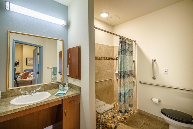 WINDEMERE AT WESTOVER HILLS nursing home in SAN ANTONIO, TX - Photo 3 of 5