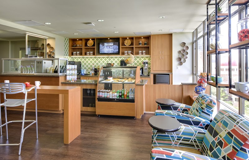 PURE HEALTH TRANSITIONAL CARE AT TEXAS HEALTH PRES nursing home in DALLAS, TX - Photo 5 of 10