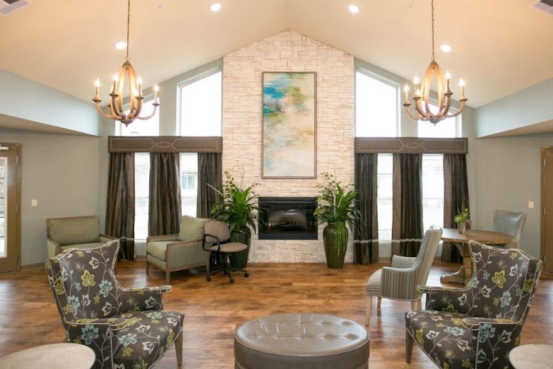 LEGEND OAKS HEALTHCARE AND REHABILITATION GARLAND nursing home in GARLAND, TX - Photo 2 of 5