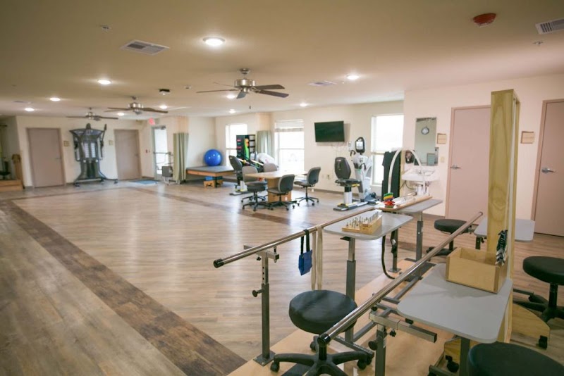 LEGEND OAKS HEALTHCARE AND REHABILITATION GARLAND nursing home in GARLAND, TX - Photo 4 of 5