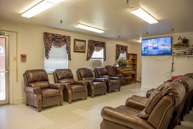 FARMERSVILLE HEALTH AND REHABILITATION nursing home in FARMERSVILLE, TX - Photo 4 of 7