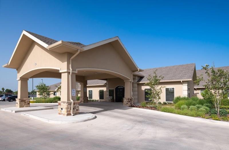 THE HEIGHTS OF ALAMO nursing home in ALAMO, TX - Photo 3 of 10